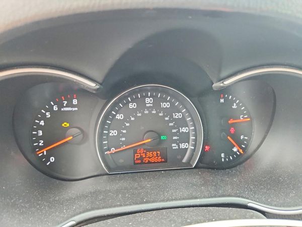 2014 KIA SORENTO Base/ LX