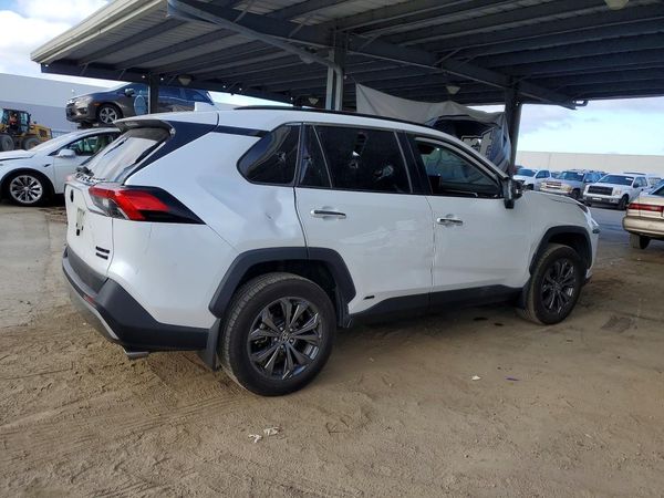 2024 TOYOTA RAV4 Limited