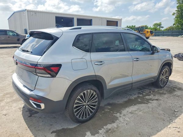 2025 VOLKSWAGEN TAOS
