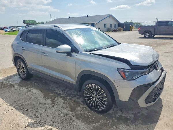 2025 VOLKSWAGEN TAOS
