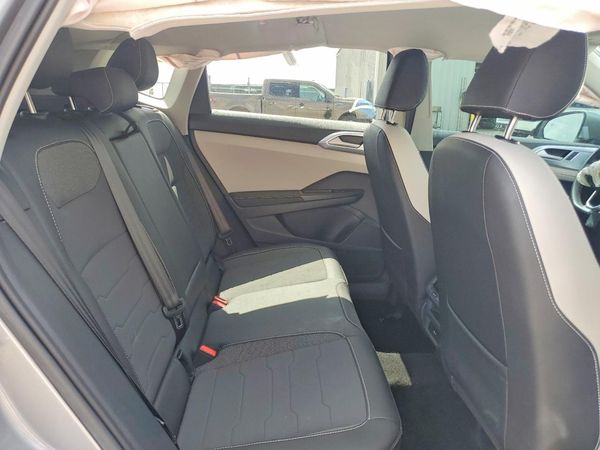 2025 VOLKSWAGEN TAOS