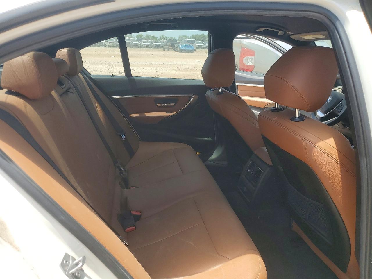 2016 BMW 328