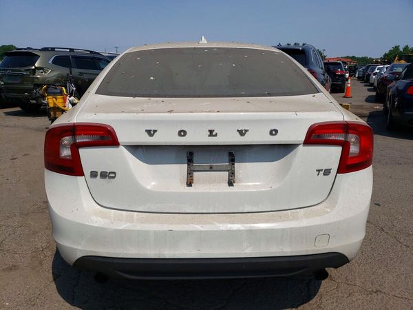 2012 VOLVO S60