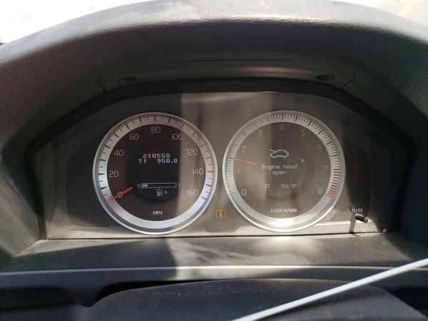 2012 VOLVO S60