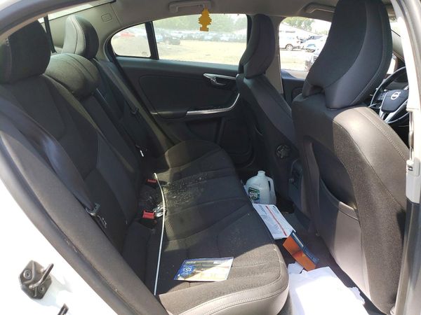 2012 VOLVO S60