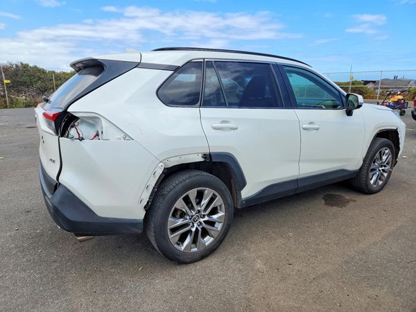 2021 TOYOTA RAV4 XLE Premium — PSRA