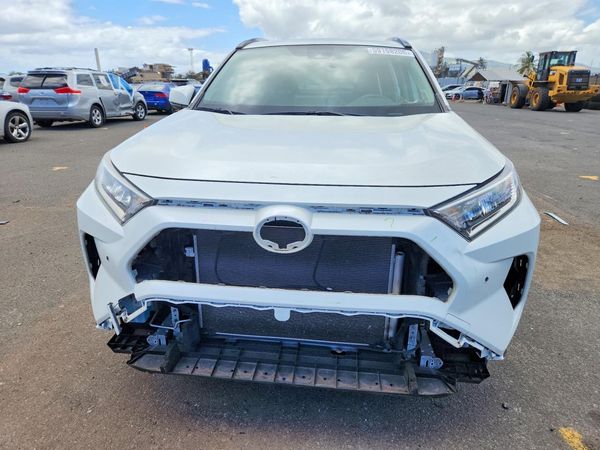 2021 TOYOTA RAV4 XLE Premium — DIRF