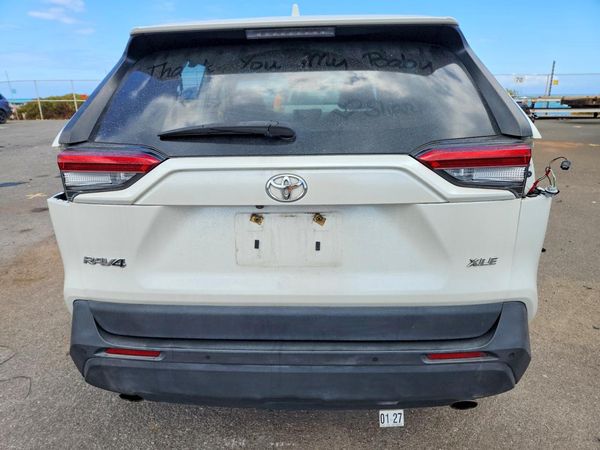 2021 TOYOTA RAV4 XLE Premium — DIRR