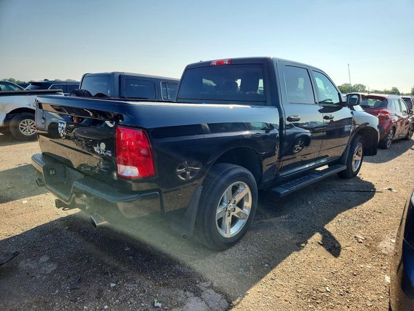 2018 RAM 1500 ST