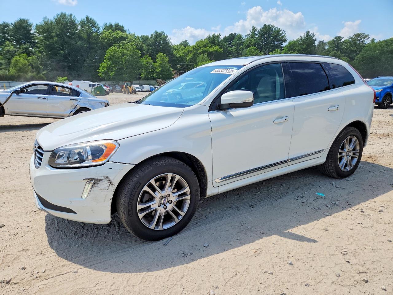 2016 VOLVO XC60
