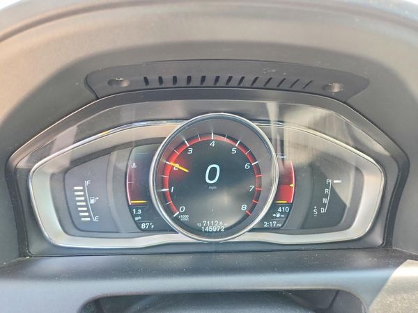 2016 VOLVO XC60
