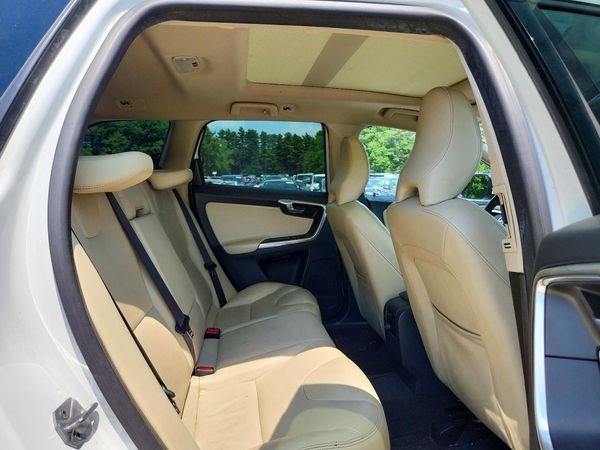 2016 VOLVO XC60