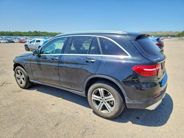 2019 MERCEDES-BENZ GLC GLC 300-4M