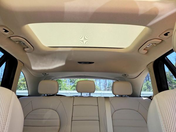 2019 MERCEDES-BENZ GLC GLC 300-4M