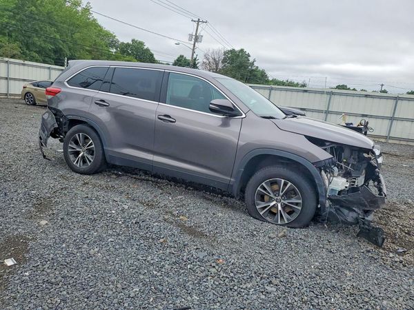 2019 TOYOTA HIGHLANDER