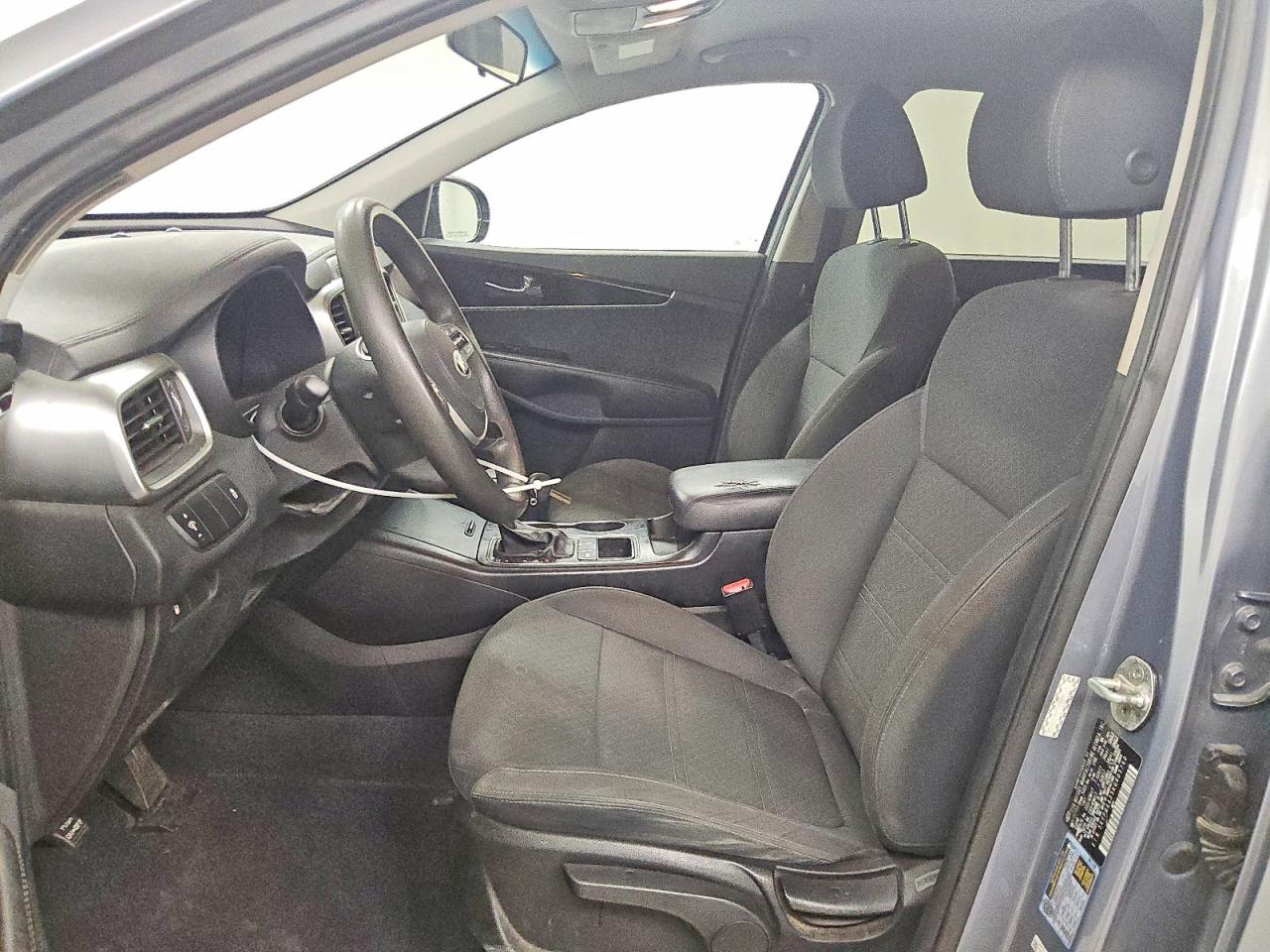 2019 KIA SORENTO L, LX, S
