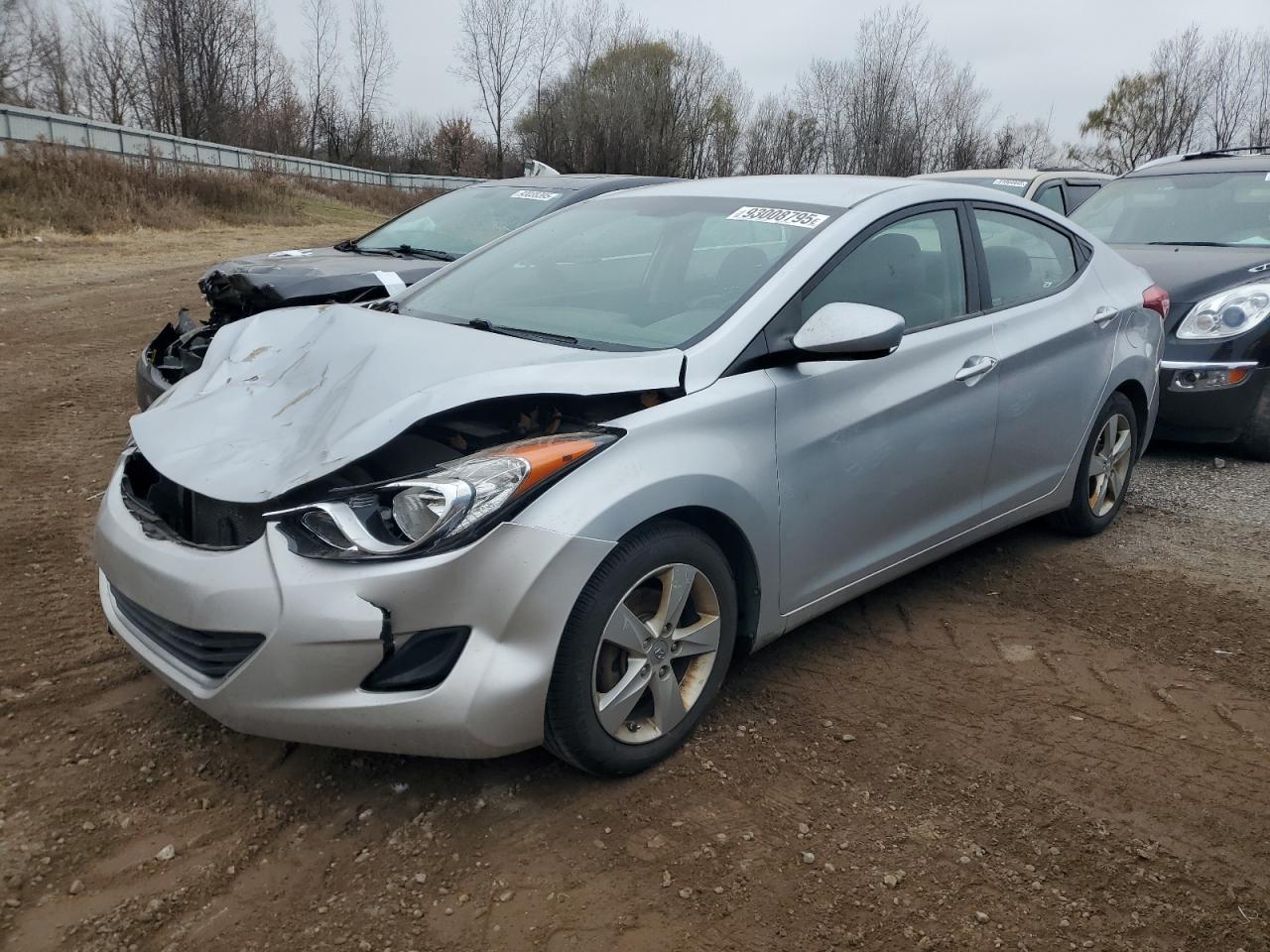 2013 HYUNDAI ELANTRA