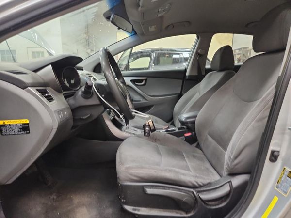 2013 HYUNDAI ELANTRA