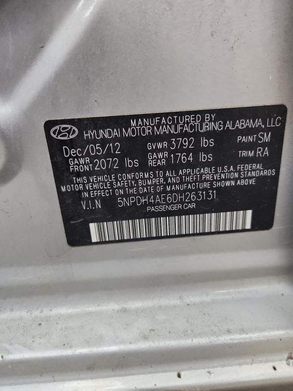 2013 HYUNDAI ELANTRA
