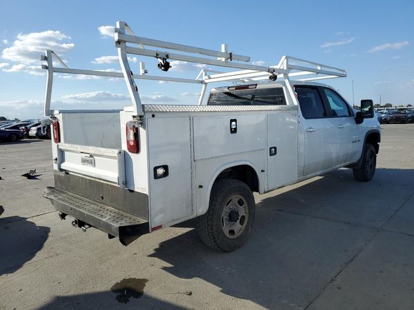 2023 CHEVROLET SILVERADO LT