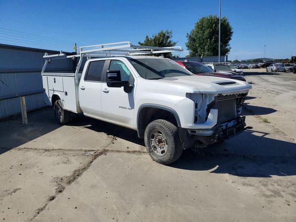 2023 CHEVROLET SILVERADO LT