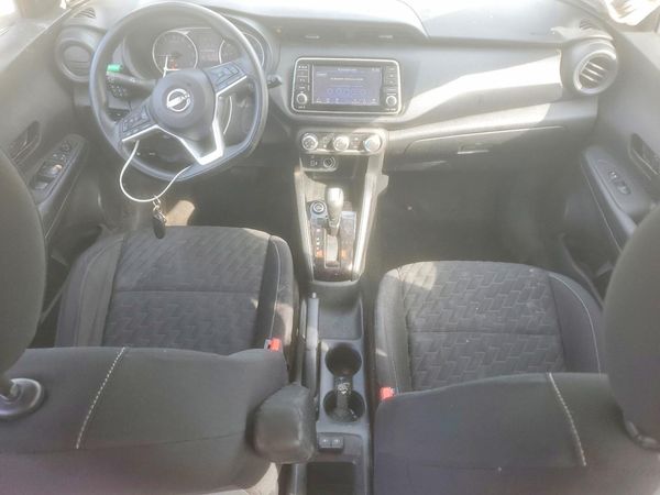2022 NISSAN KICKS S