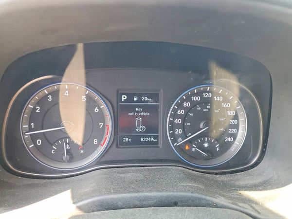 2021 HYUNDAI KONA SEL