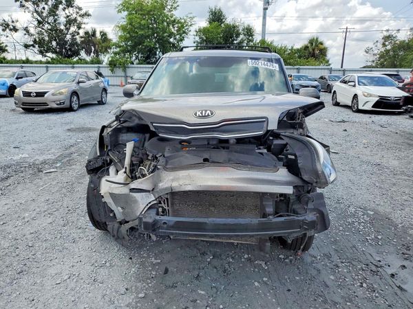 2017 KIA SOUL Plus