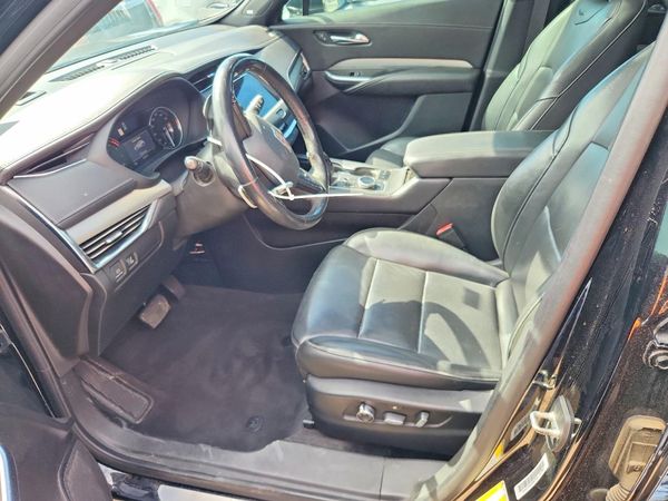 2019 CADILLAC XT4 Premium Luxury