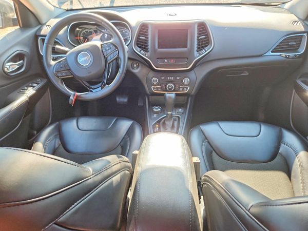 2019 JEEP CHEROKEE LATITUDE PLUS 4X4