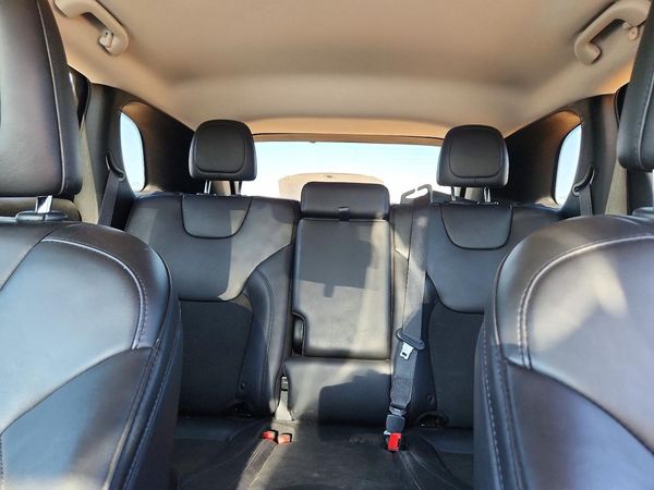 2019 JEEP CHEROKEE LATITUDE PLUS 4X4