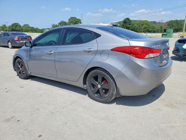 2012 HYUNDAI ELANTRA