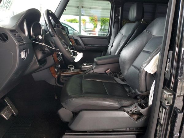 2015 MERCEDES-BENZ G G63 AMG 4-Matic — DENT