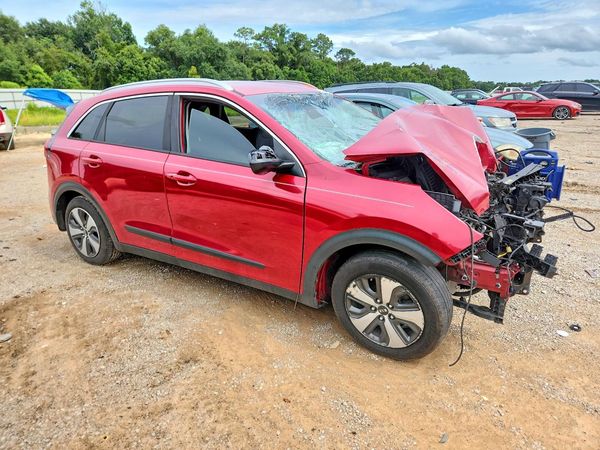 2017 KIA NIRO