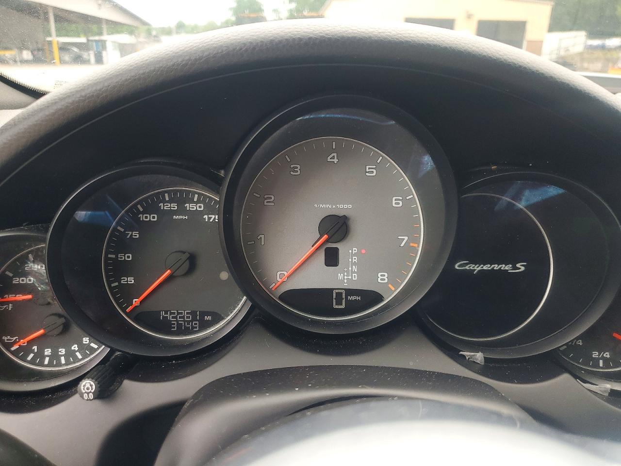 2016 PORSCHE CAYENNE