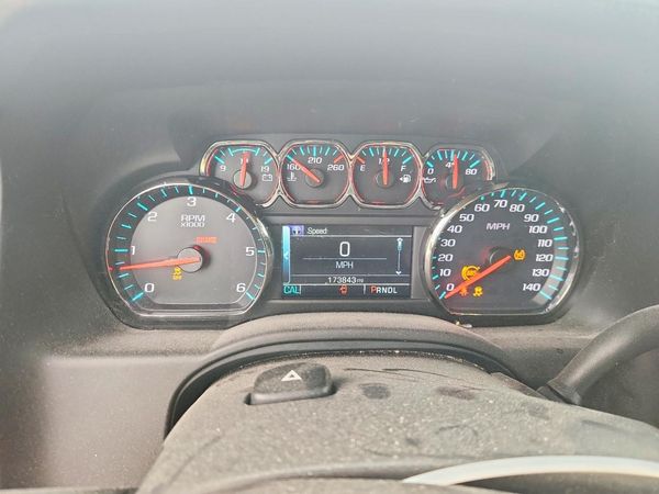 2019 CHEVROLET SUBURBAN LS