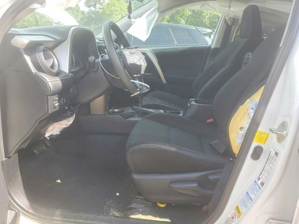 2015 TOYOTA RAV4 XLE (M Grade)