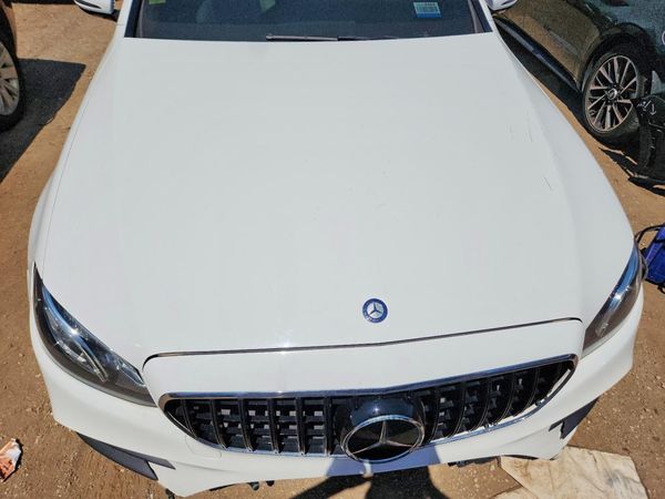 2017 MERCEDES-BENZ E E300