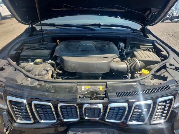 2018 JEEP GRAND CHEROKEE LAREDO 4X4