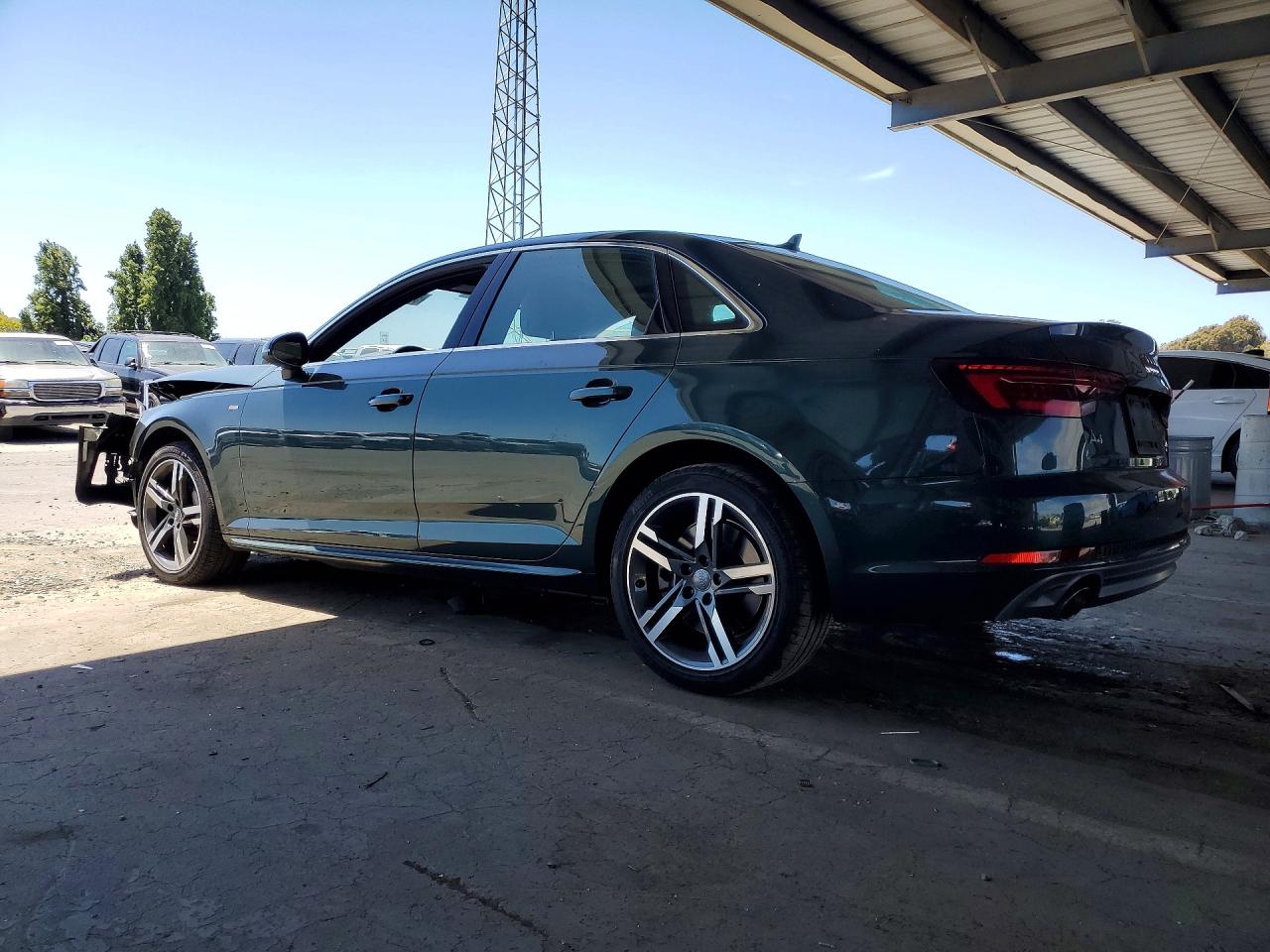 2018 AUDI A4