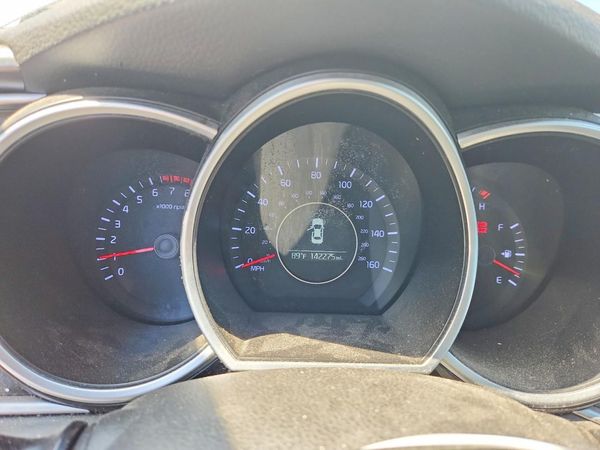 2015 KIA OPTIMA GL - Middle-low