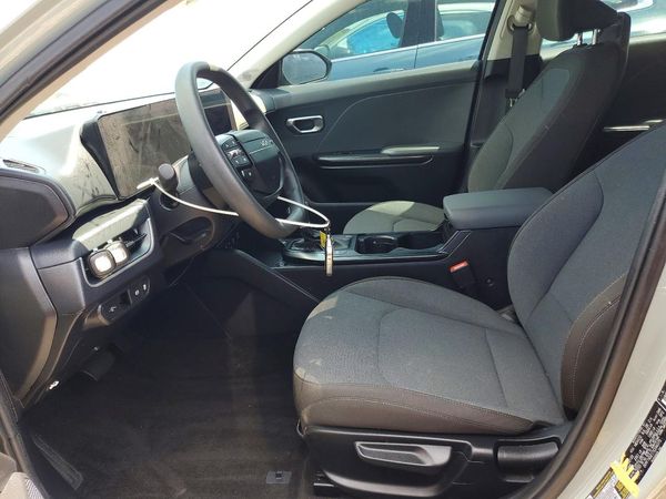 2026 KIA K4 LX, LXS