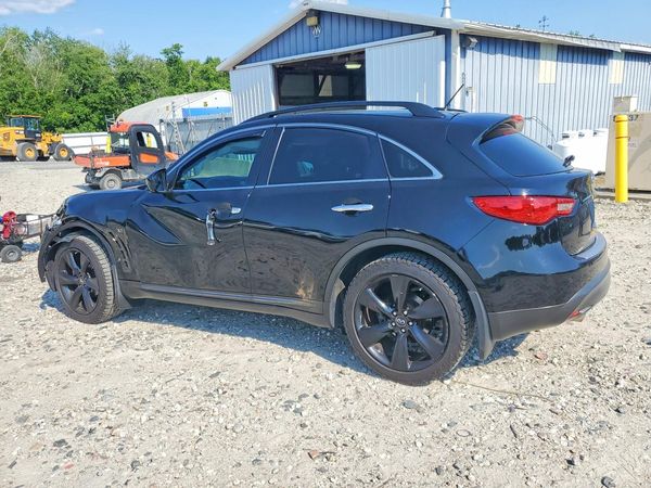 2016 INFINITI QX70