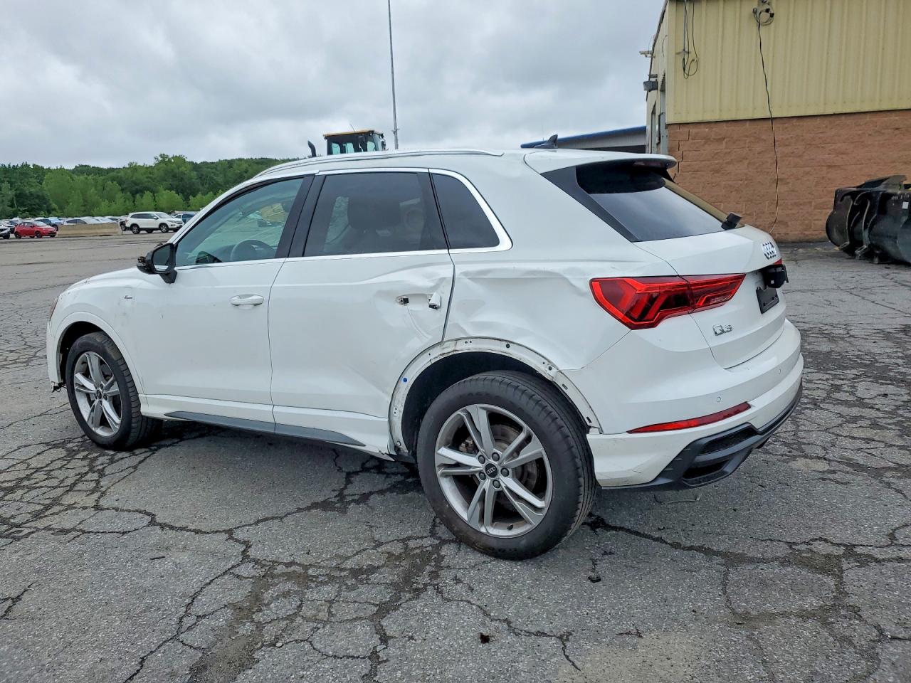2022 AUDI Q3 S Line quattro Premium