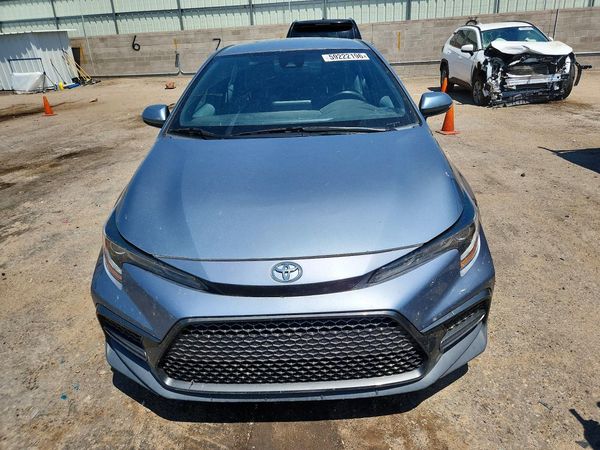 2022 TOYOTA COROLLA SE