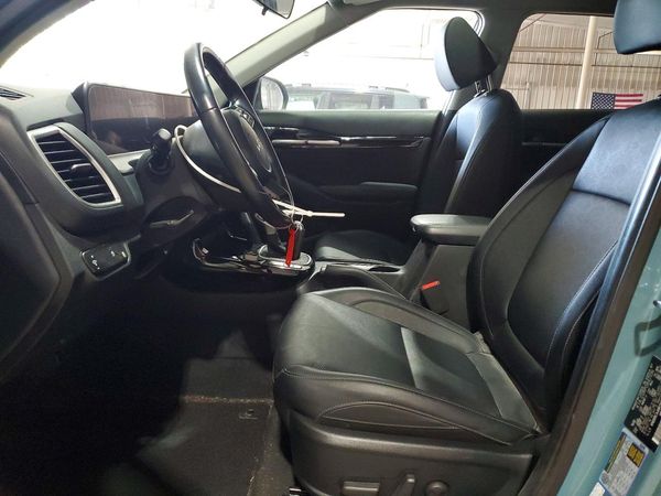 2024 KIA SELTOS EX