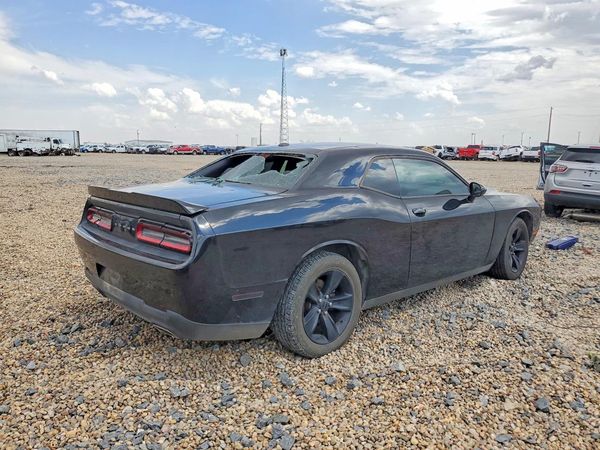 2018 DODGE CHALLENGER SXT