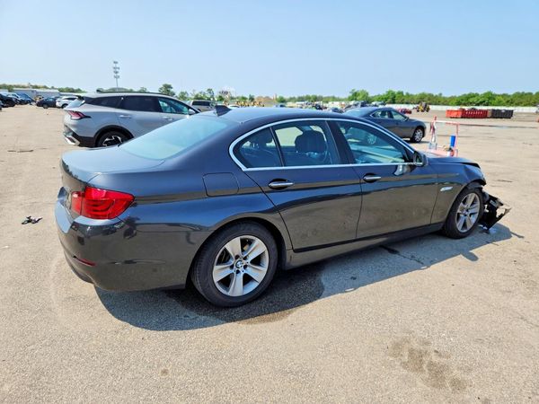 2013 BMW 528