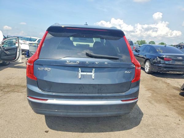 2025 VOLVO XC90 Ultra Bright
