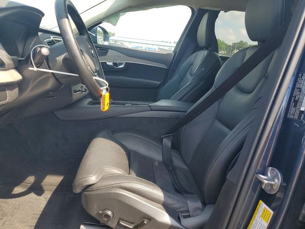 2025 VOLVO XC90 Ultra Bright